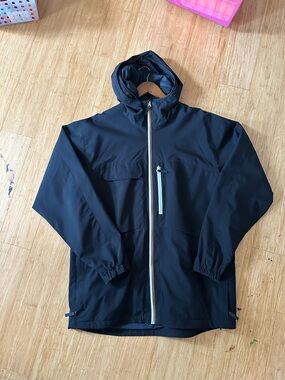 Quiksilver Black Hooded Ski & Snowboard Jacket with White Zip